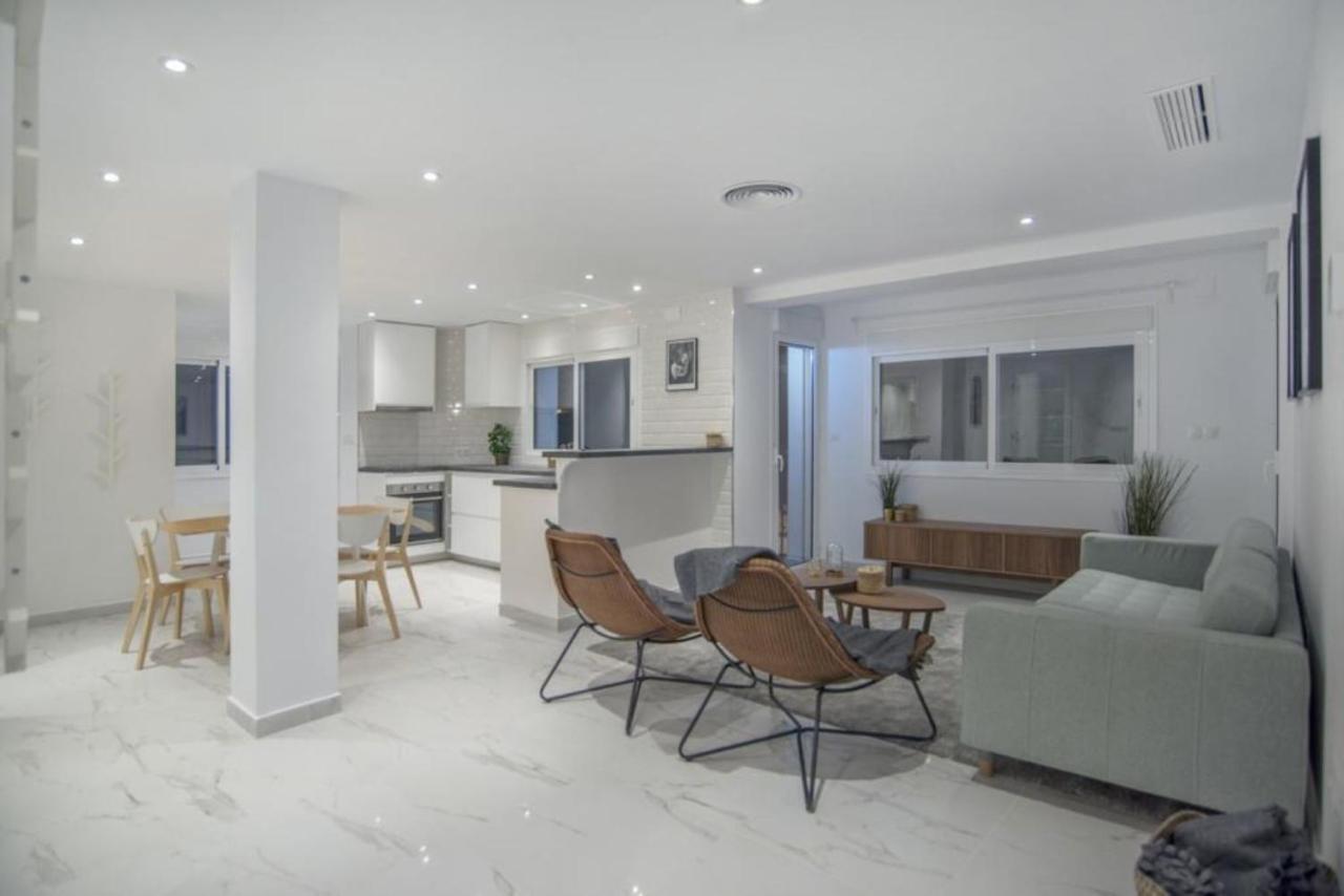 Luxury Apartment Фуэнхирола Экстерьер фото